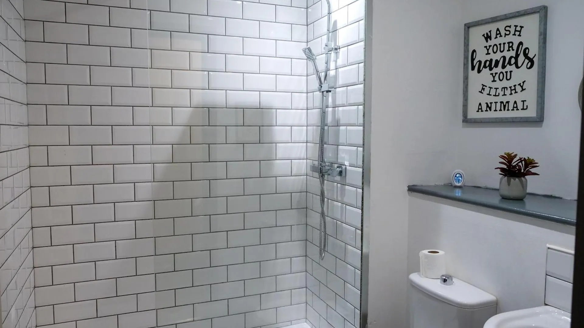 Spacious And Modern Studio Apartment Swansea City Centre 0*,  United Kingdom