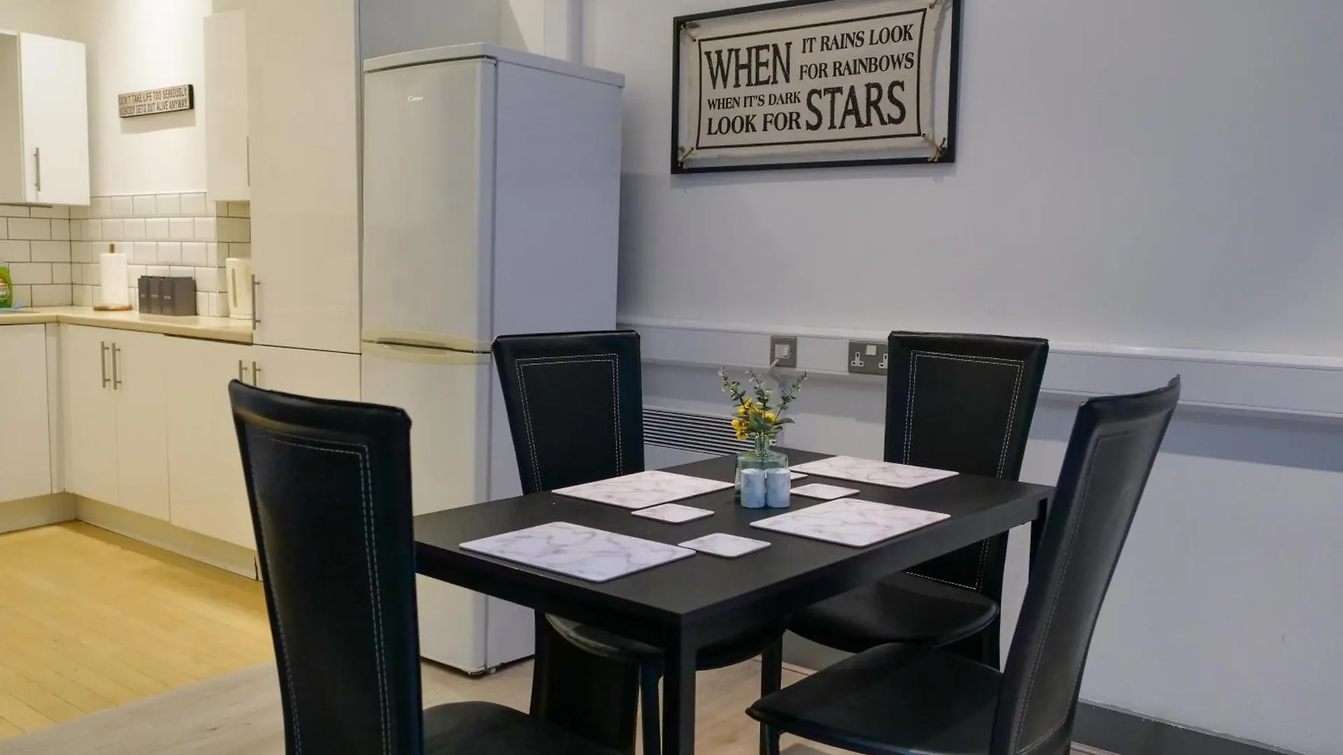 Spacious And Modern Studio Apartment Swansea City Centre